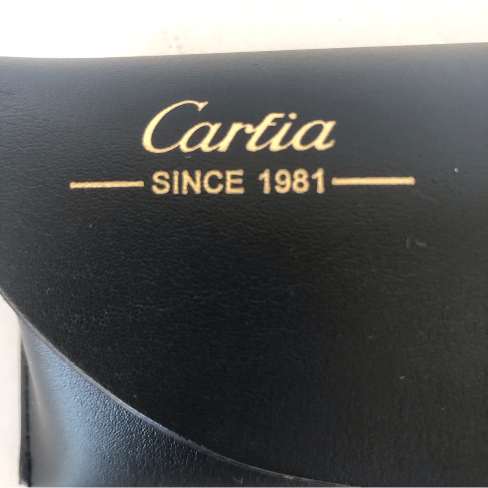 CARTIA BLACK GLASSES CASE - Picture 5 of 7
